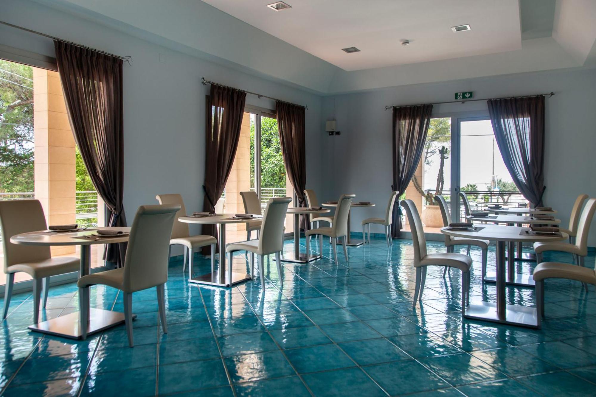Hotel Residenza Del Mare Sant Isidoro  Esterno foto
